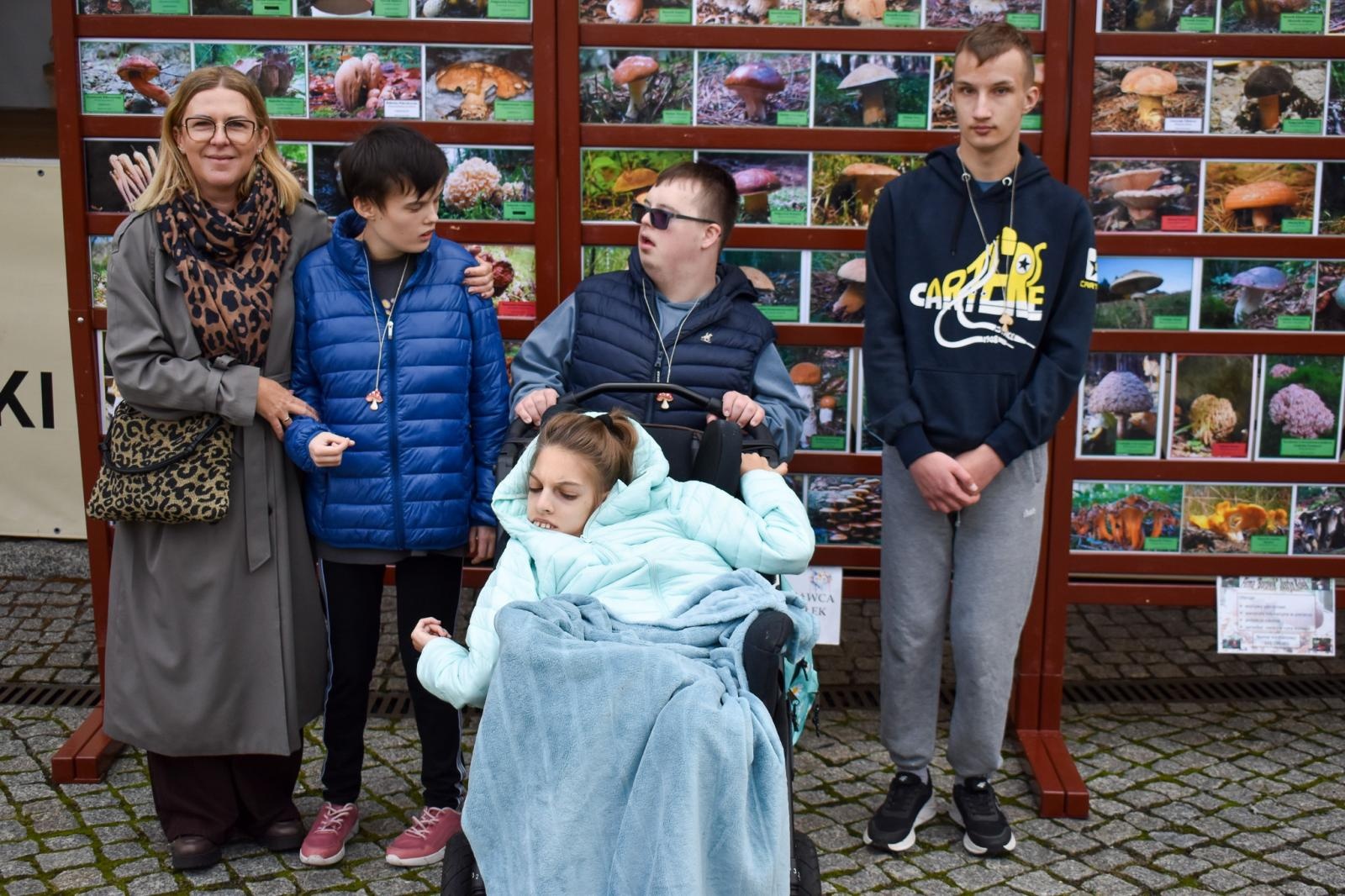 Zdjęcie w galerii na portalu naszraciborz.pl: Bezpieczne Grzybobranie 2026. Edukacja, zdrowie i bezpieczeństwo na Zamku Piastowskim wiadomości z regionu