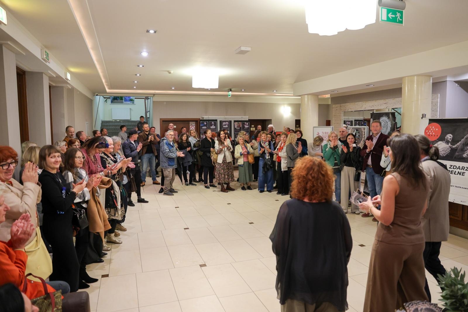 Zdjęcie w galerii na portalu naszraciborz.pl: Ruszyła V OFFka, czyli święto Teatru w Raciborzu! wiadomości z regionu