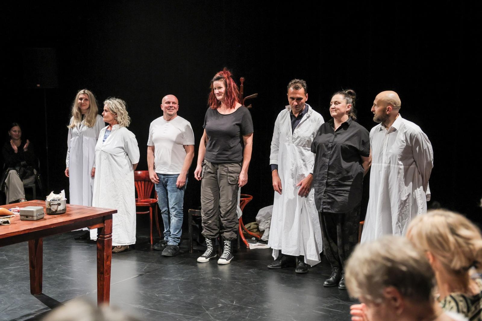 Zdjęcie w galerii na portalu naszraciborz.pl: Ruszyła V OFFka, czyli święto Teatru w Raciborzu! wiadomości z regionu