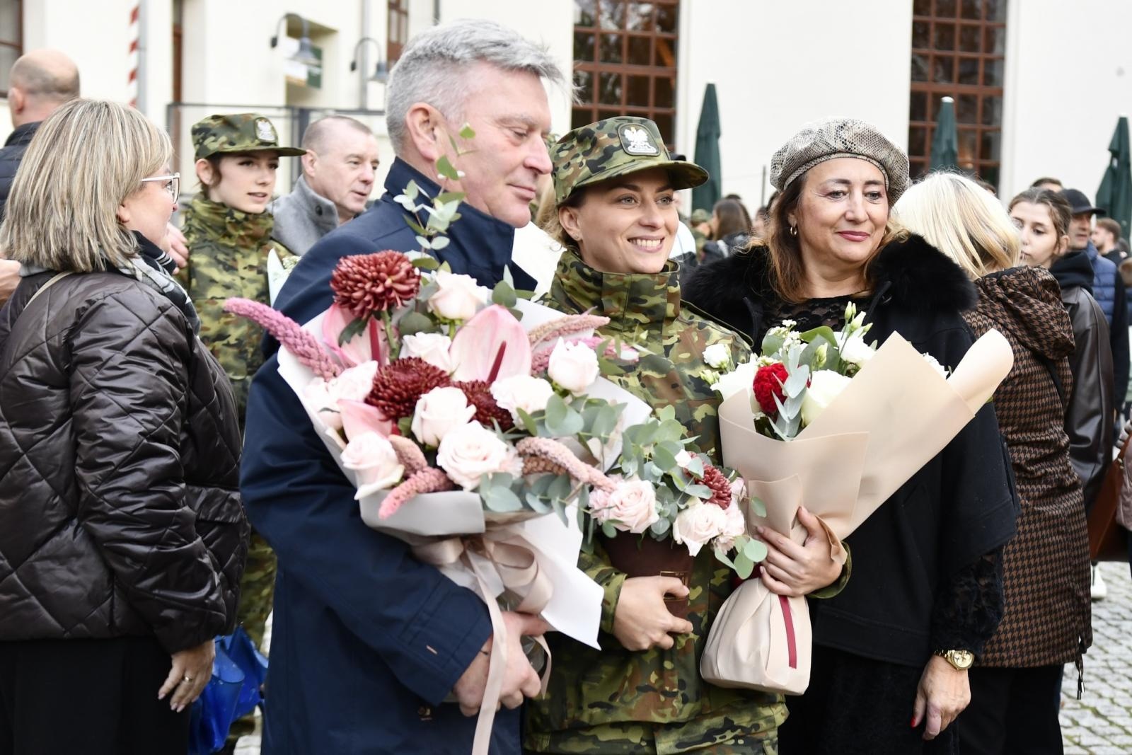 Zdjęcie w galerii na portalu naszraciborz.pl: Śląscy pogranicznicy ślubowali na Zamku Piastowskim wiadomości z regionu