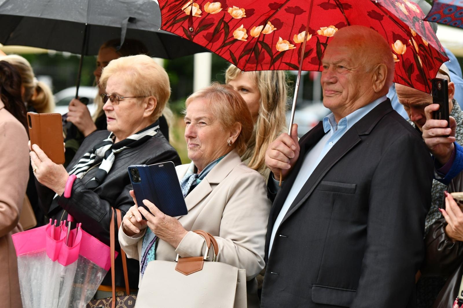Zdjęcie w galerii na portalu naszraciborz.pl: Śląscy pogranicznicy ślubowali na Zamku Piastowskim wiadomości z regionu
