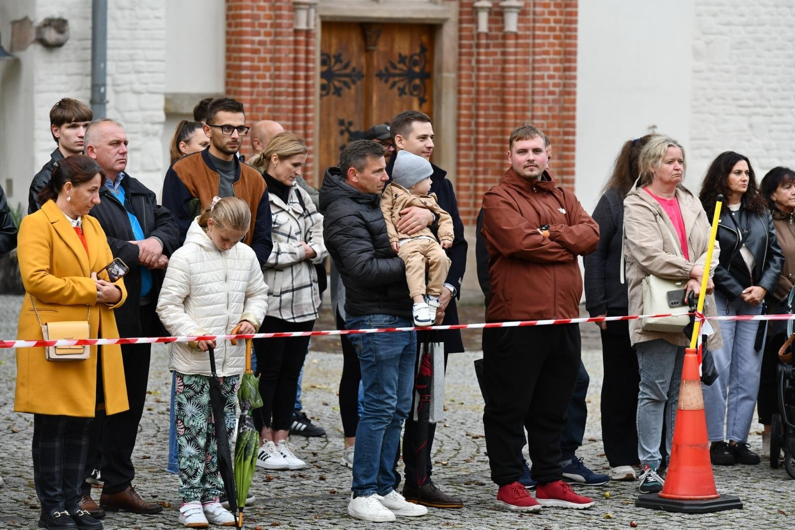 Zdjęcie w galerii na portalu naszraciborz.pl: Śląscy pogranicznicy ślubowali na Zamku Piastowskim wiadomości z regionu