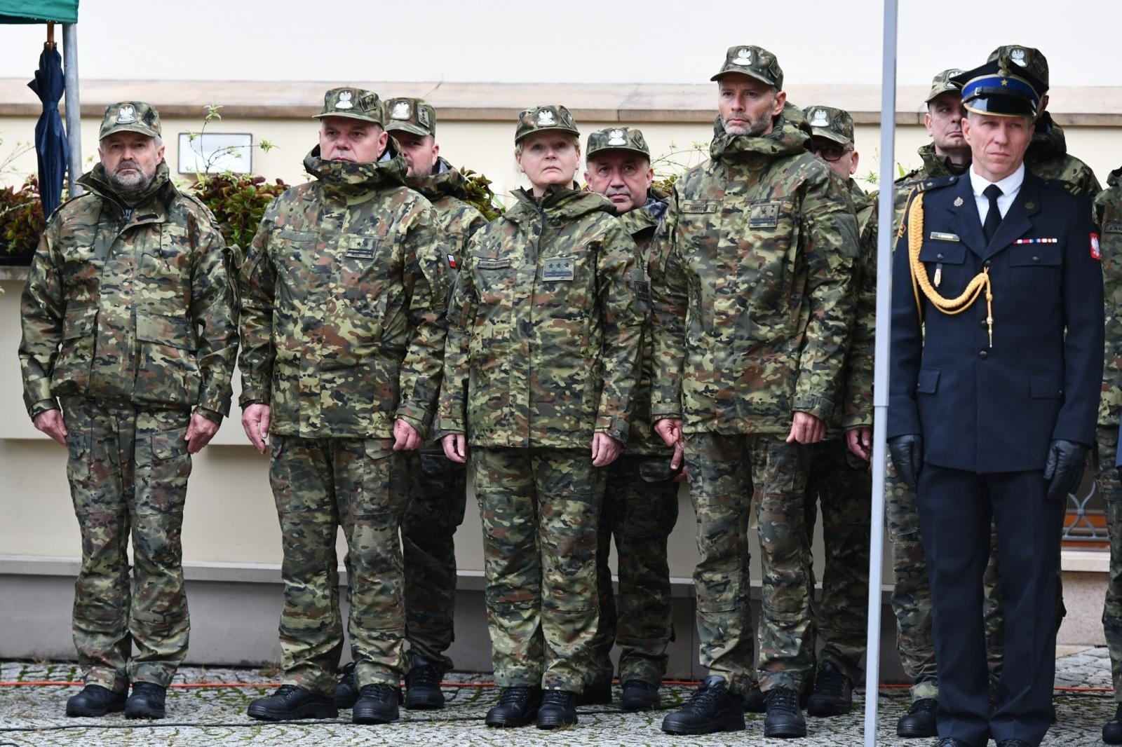 Zdjęcie w galerii na portalu naszraciborz.pl: Śląscy pogranicznicy ślubowali na Zamku Piastowskim wiadomości z regionu
