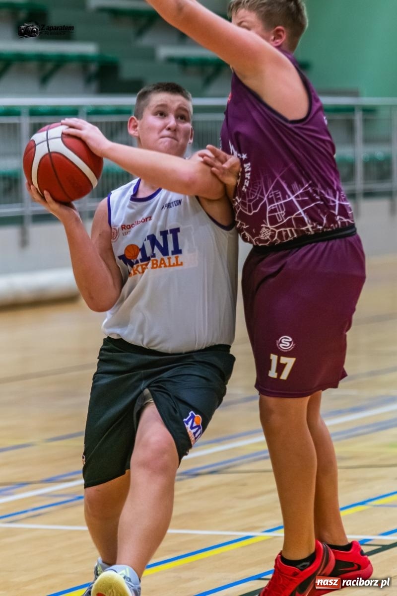 Zdjęcie w galerii na portalu naszraciborz.pl: MiniBasketball Racibórz z mocnym otwarciem sezonu. Pewna wygrana na inaugurację [FOTO i WIDEO] wiadomości z regionu