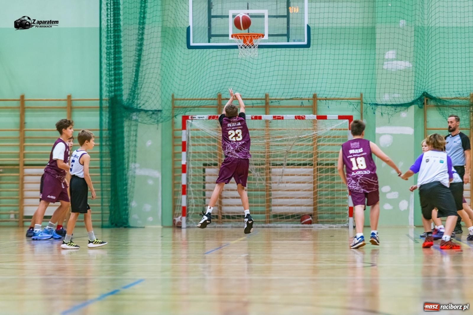 Zdjęcie w galerii na portalu naszraciborz.pl: MiniBasketball Racibórz z mocnym otwarciem sezonu. Pewna wygrana na inaugurację [FOTO i WIDEO] wiadomości z regionu