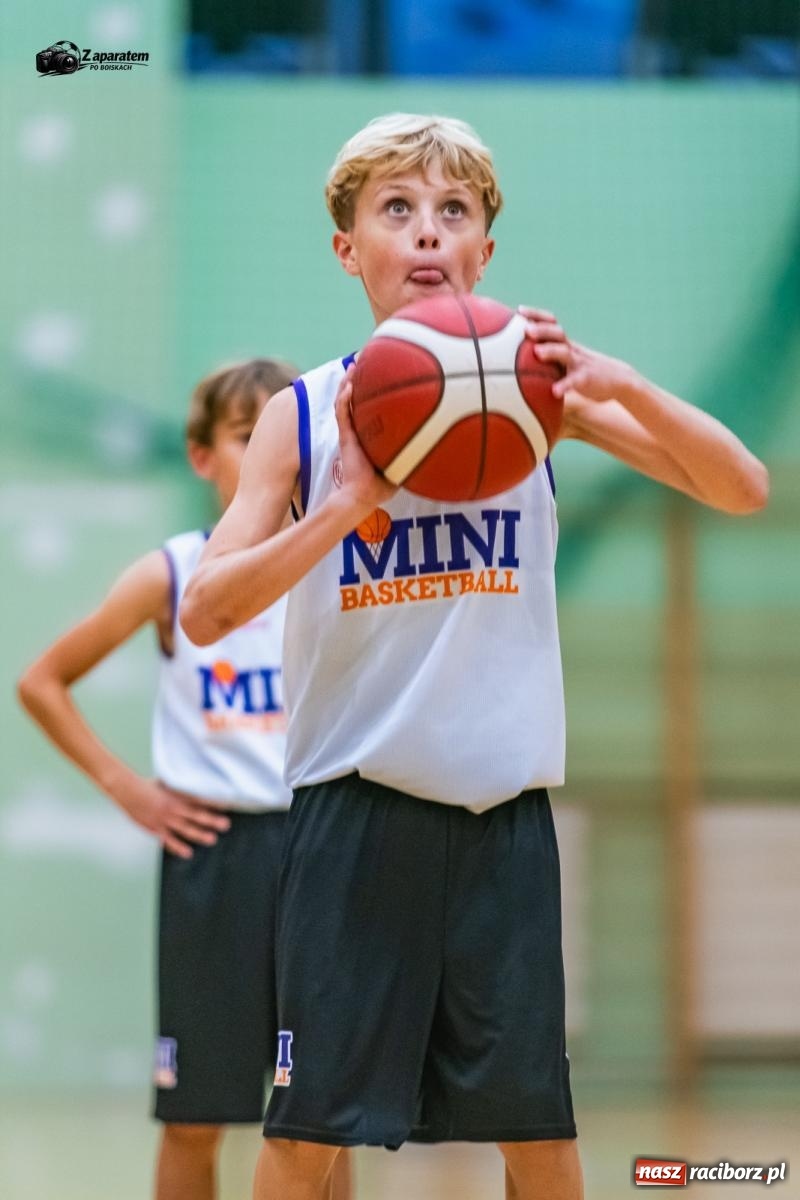 Zdjęcie w galerii na portalu naszraciborz.pl: MiniBasketball Racibórz z mocnym otwarciem sezonu. Pewna wygrana na inaugurację [FOTO i WIDEO] wiadomości z regionu