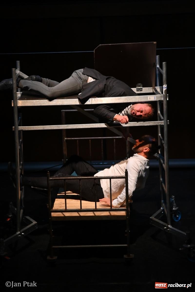 Zdjęcie w galerii na portalu naszraciborz.pl: OFF-KA w Raciborzu. Kafka, teatr improwizacji i muzyczna opowieść o Huculszczyźnie [FOTO i WIDEO] wiadomości z regionu