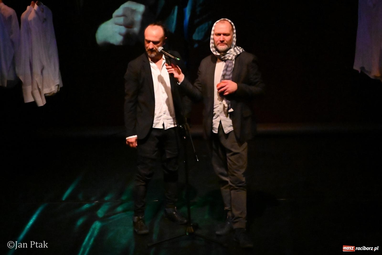 Zdjęcie w galerii na portalu naszraciborz.pl: OFF-KA w Raciborzu. Kafka, teatr improwizacji i muzyczna opowieść o Huculszczyźnie [FOTO i WIDEO] wiadomości z regionu