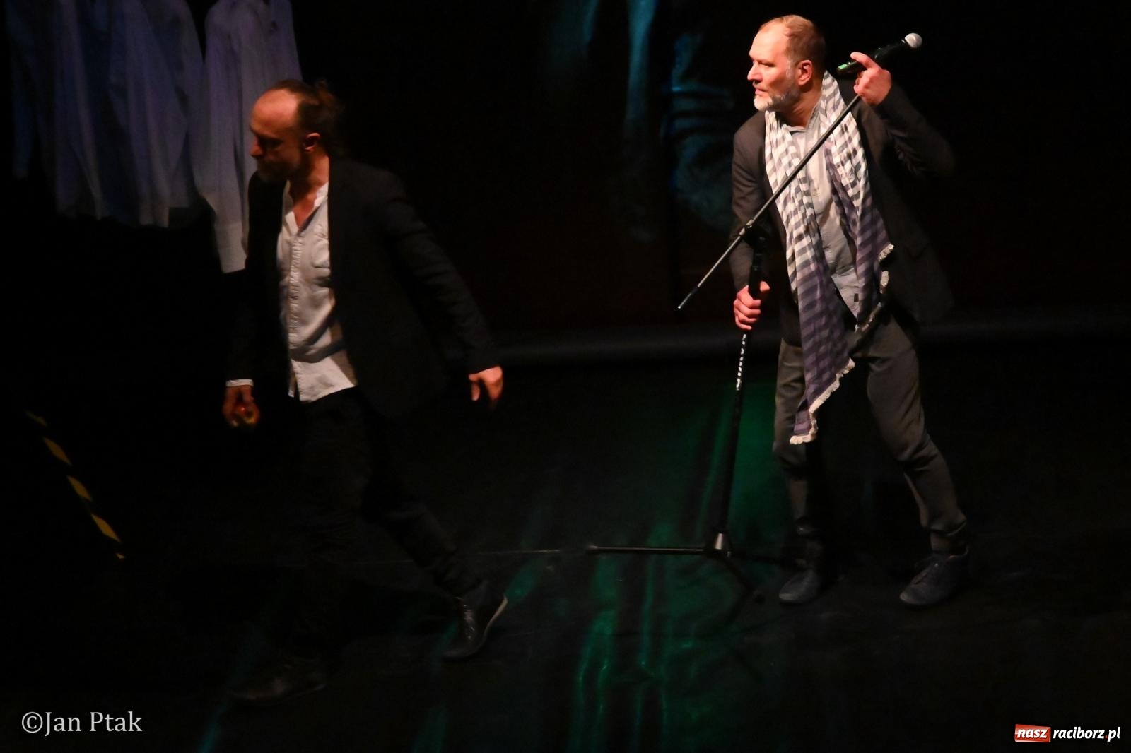 Zdjęcie w galerii na portalu naszraciborz.pl: OFF-KA w Raciborzu. Kafka, teatr improwizacji i muzyczna opowieść o Huculszczyźnie [FOTO i WIDEO] wiadomości z regionu