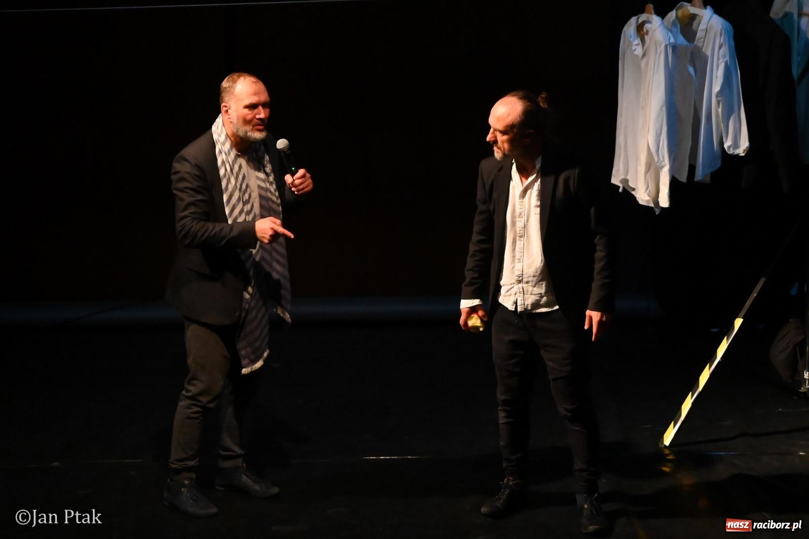 Zdjęcie w galerii na portalu naszraciborz.pl: OFF-KA w Raciborzu. Kafka, teatr improwizacji i muzyczna opowieść o Huculszczyźnie [FOTO i WIDEO] wiadomości z regionu