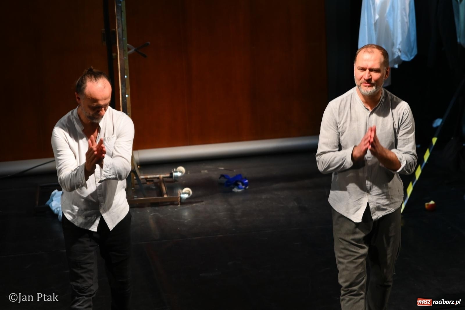 Zdjęcie w galerii na portalu naszraciborz.pl: OFF-KA w Raciborzu. Kafka, teatr improwizacji i muzyczna opowieść o Huculszczyźnie [FOTO i WIDEO] wiadomości z regionu