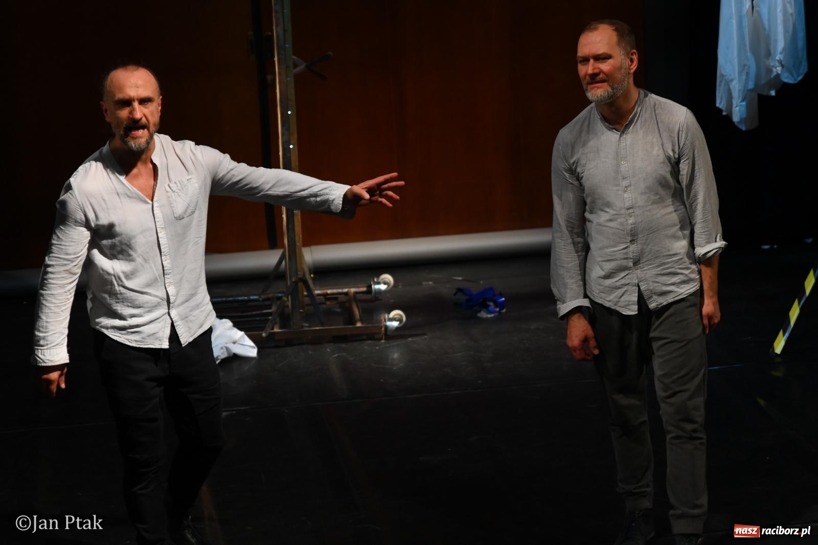 Zdjęcie w galerii na portalu naszraciborz.pl: OFF-KA w Raciborzu. Kafka, teatr improwizacji i muzyczna opowieść o Huculszczyźnie [FOTO i WIDEO] wiadomości z regionu