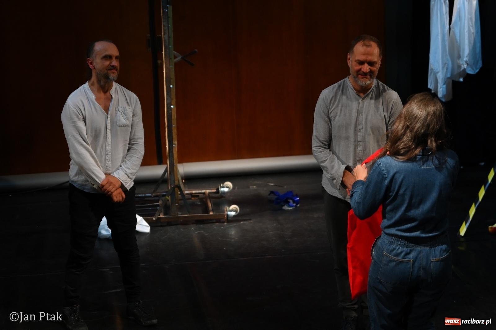 Zdjęcie w galerii na portalu naszraciborz.pl: OFF-KA w Raciborzu. Kafka, teatr improwizacji i muzyczna opowieść o Huculszczyźnie [FOTO i WIDEO] wiadomości z regionu