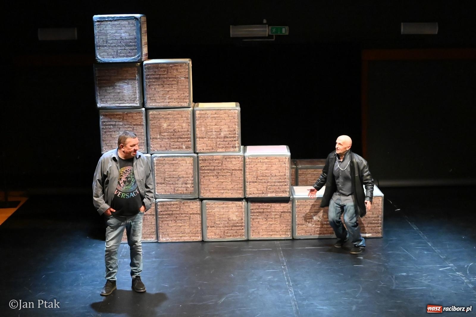 Zdjęcie w galerii na portalu naszraciborz.pl: ZŁY na scenie OFF-KI. Historia gangstera, który został aktorem [FOTO i WIDEO] wiadomości z regionu