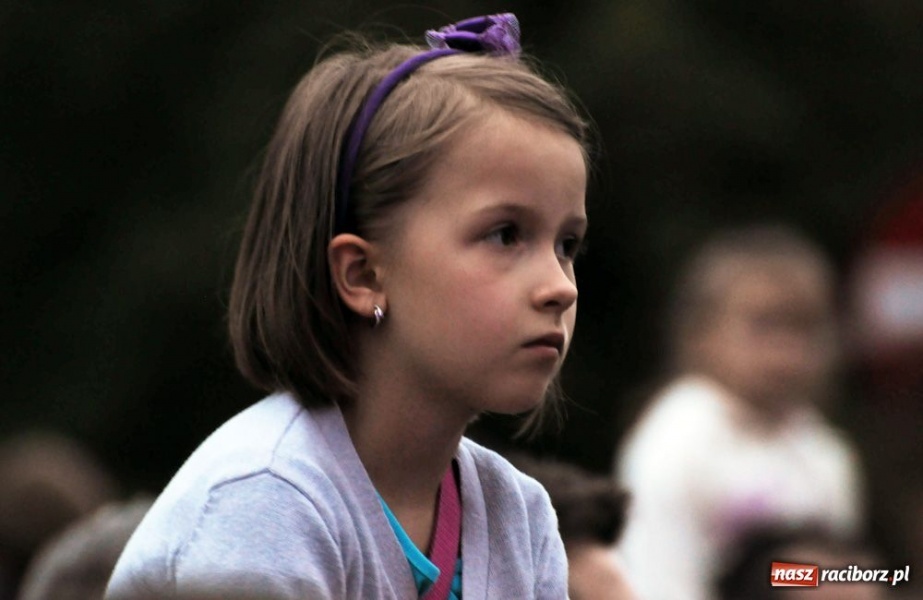 Zdjęcie w galerii na portalu naszraciborz.pl: Maryla śpiewała piosenki na życzenie wiadomości z regionu