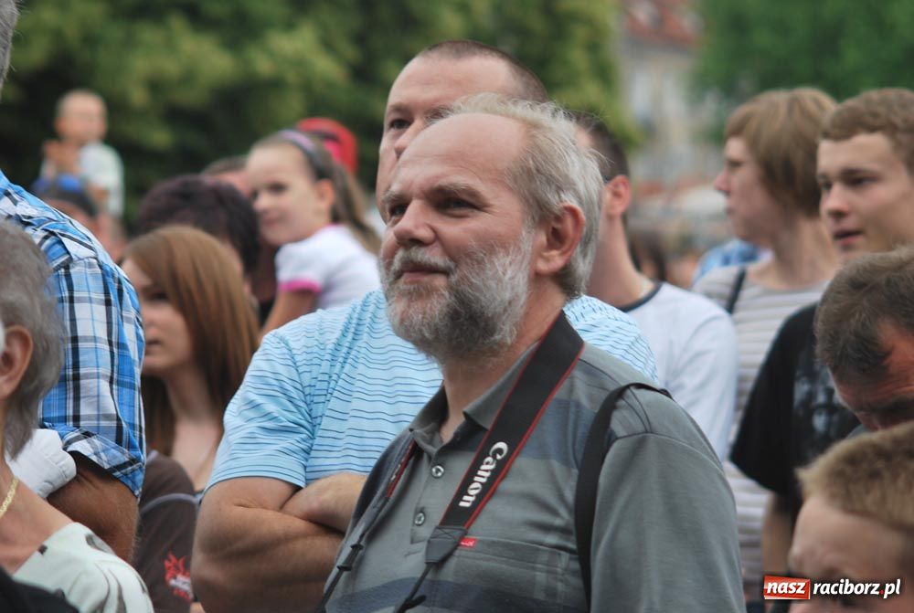 Zdjęcie w galerii na portalu naszraciborz.pl: Maryla śpiewała piosenki na życzenie wiadomości z regionu