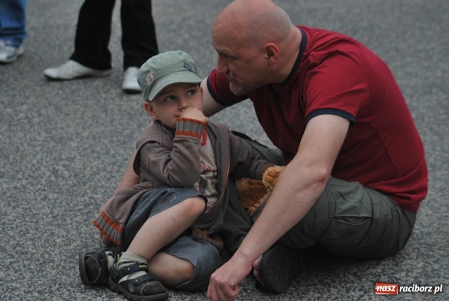 Zdjęcie w galerii na portalu naszraciborz.pl: Maryla śpiewała piosenki na życzenie wiadomości z regionu