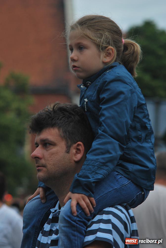 Zdjęcie w galerii na portalu naszraciborz.pl: Maryla śpiewała piosenki na życzenie wiadomości z regionu