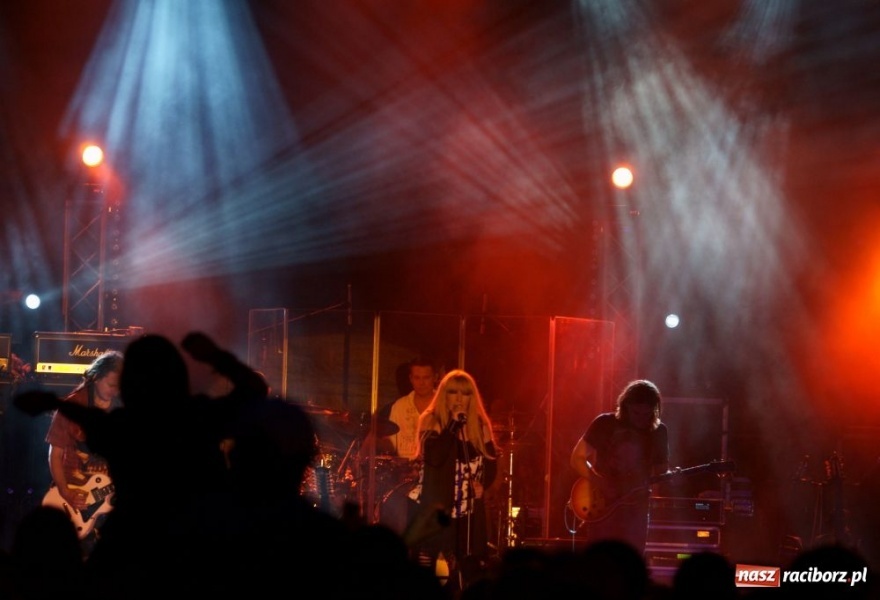 Zdjęcie w galerii na portalu naszraciborz.pl: Maryla śpiewała piosenki na życzenie wiadomości z regionu