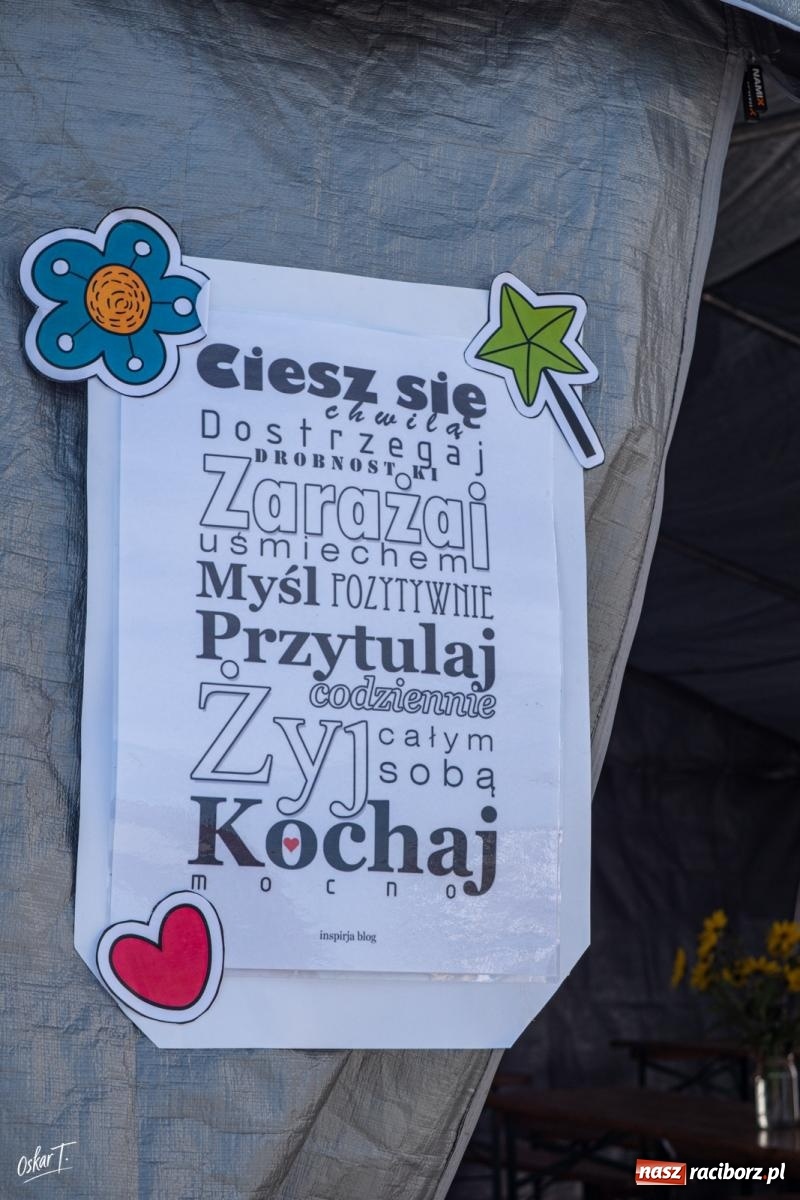 Zdjęcie w galerii na portalu naszraciborz.pl: Rodzinnie i z pomocą dla chorej mieszkanki. W Zawadzie Książęcej odbył się festyn rodzinny [FOTO] wiadomości z regionu