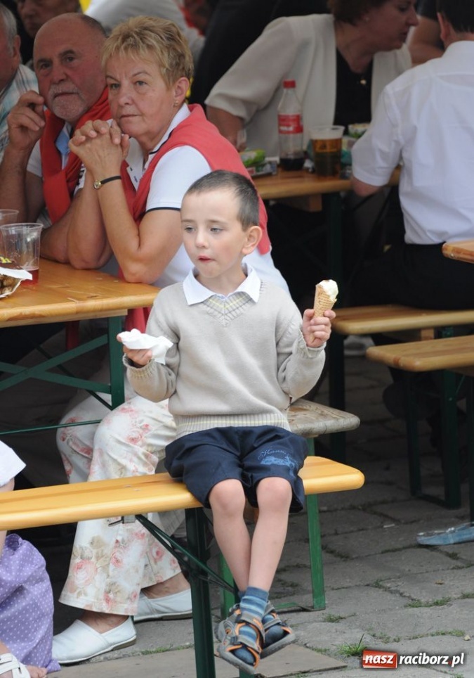 Zdjęcie w galerii na portalu naszraciborz.pl: Kabaretowy wieczór w Wojnowicach wiadomości z regionu