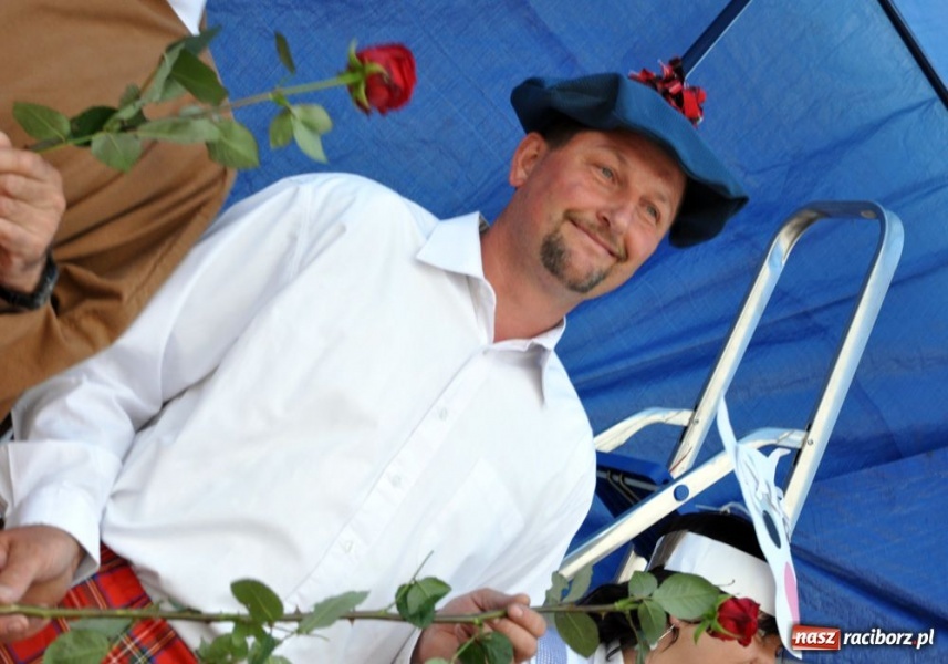 Zdjęcie w galerii na portalu naszraciborz.pl: Kabaretowy wieczór w Wojnowicach wiadomości z regionu