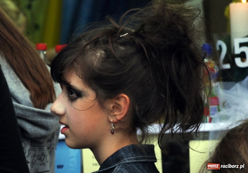 Zdjęcie w galerii na portalu naszraciborz.pl: Kabaretowy wieczór w Wojnowicach wiadomości z regionu