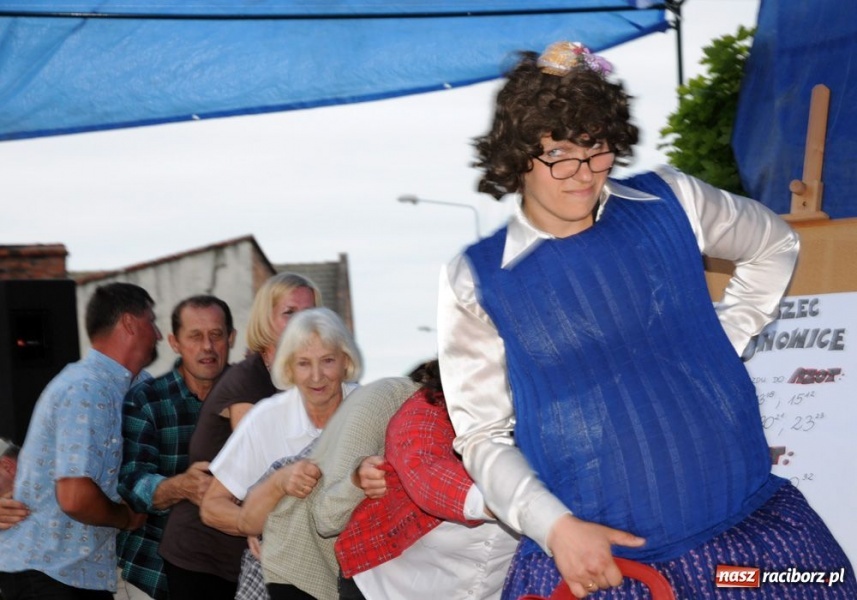 Zdjęcie w galerii na portalu naszraciborz.pl: Kabaretowy wieczór w Wojnowicach wiadomości z regionu