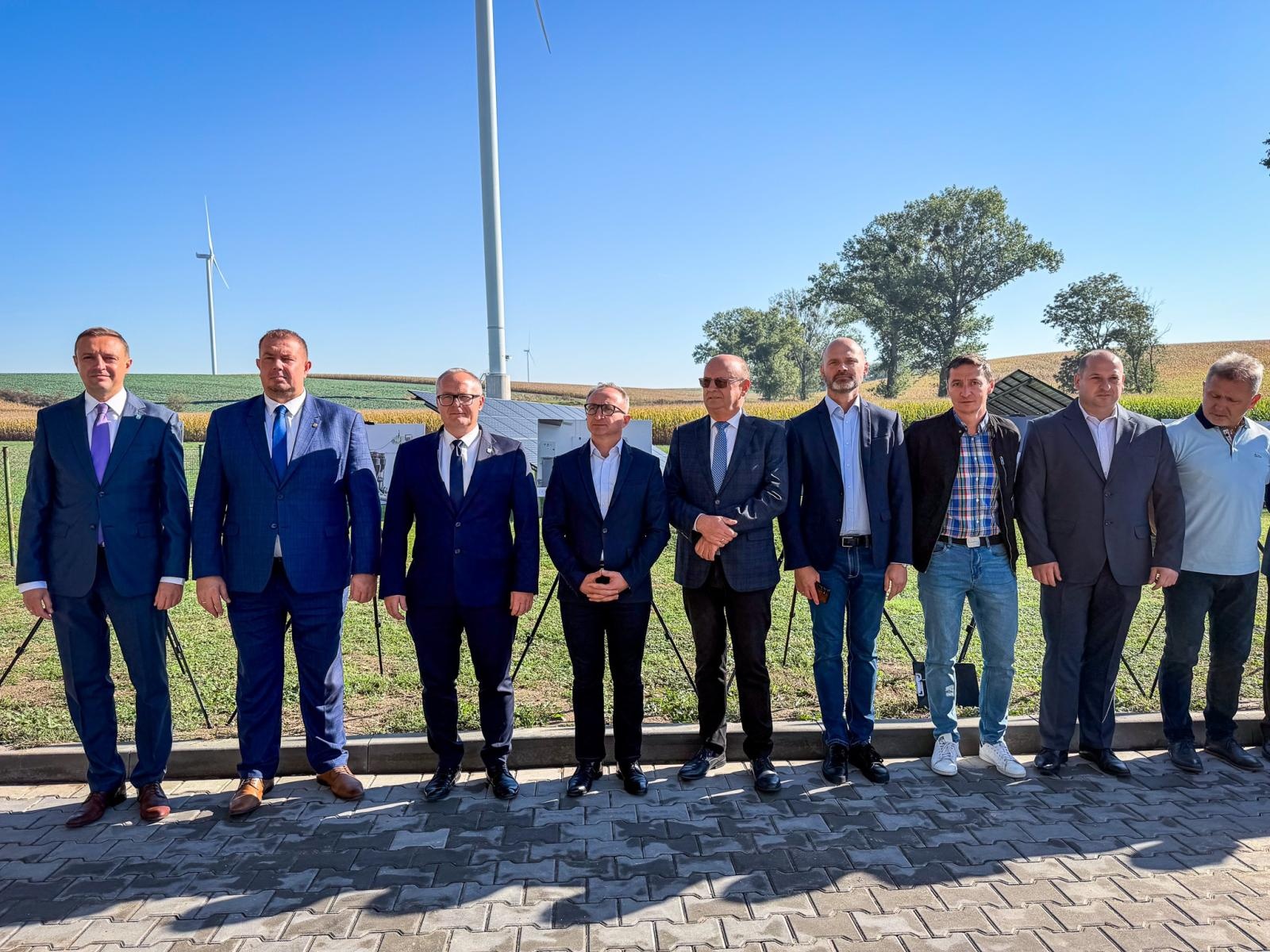 Zdjęcie w galerii na portalu naszraciborz.pl: Czystsza woda, inteligentne liczniki i bezpieczeństwo dostaw. Finał wielkiej inwestycji w gminie Pietrowice Wielkie wiadomości z regionu