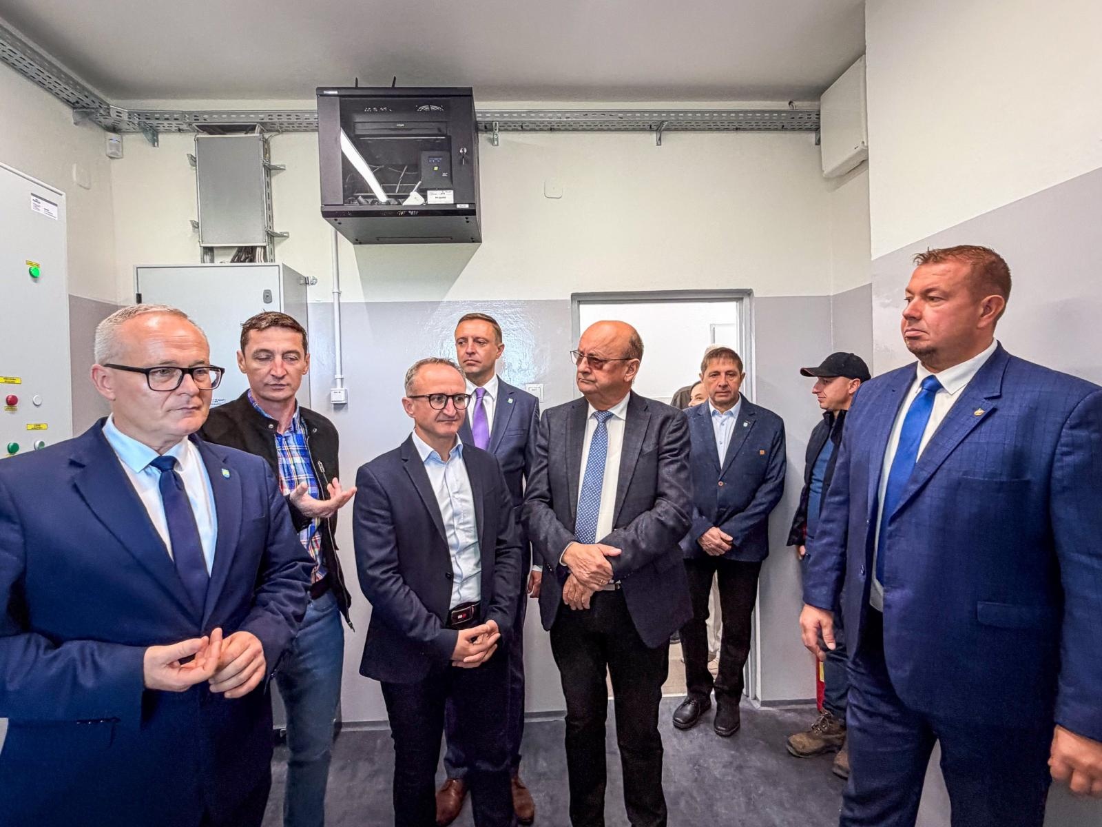 Zdjęcie w galerii na portalu naszraciborz.pl: Czystsza woda, inteligentne liczniki i bezpieczeństwo dostaw. Finał wielkiej inwestycji w gminie Pietrowice Wielkie wiadomości z regionu