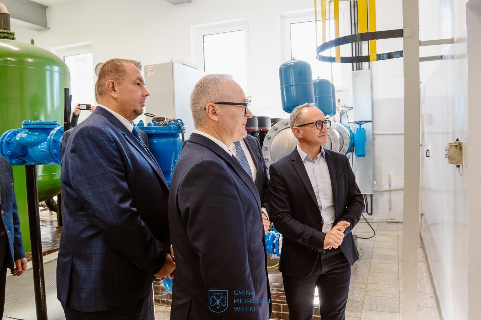 Zdjęcie w galerii na portalu naszraciborz.pl: Czystsza woda, inteligentne liczniki i bezpieczeństwo dostaw. Finał wielkiej inwestycji w gminie Pietrowice Wielkie wiadomości z regionu