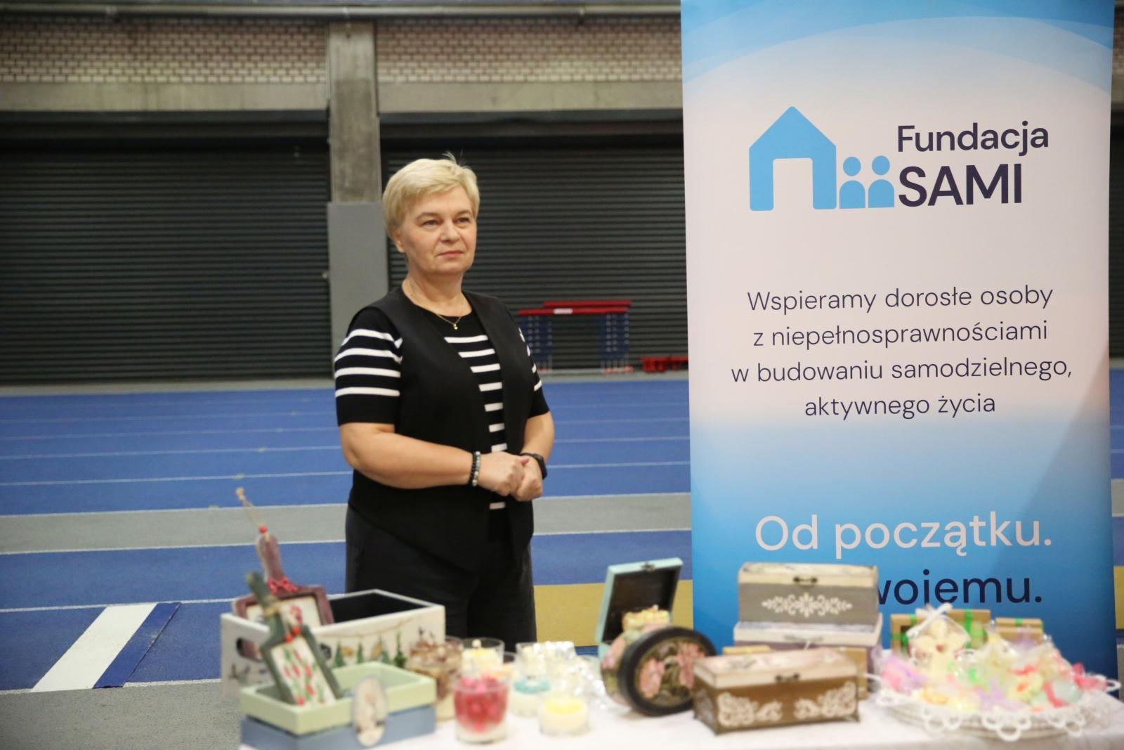 Zdjęcie w galerii na portalu naszraciborz.pl: Bo tętni w nas dobro – regionalny event krwiodawtswa w ZSOMS w Raciborzu! wiadomości z regionu