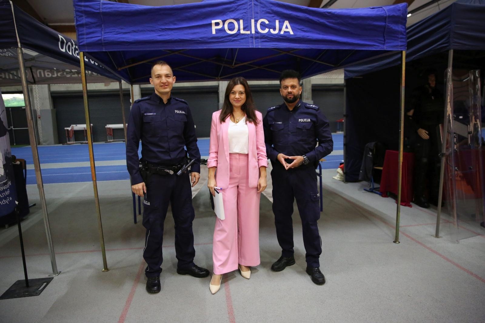 Zdjęcie w galerii na portalu naszraciborz.pl: Bo tętni w nas dobro – regionalny event krwiodawtswa w ZSOMS w Raciborzu! wiadomości z regionu