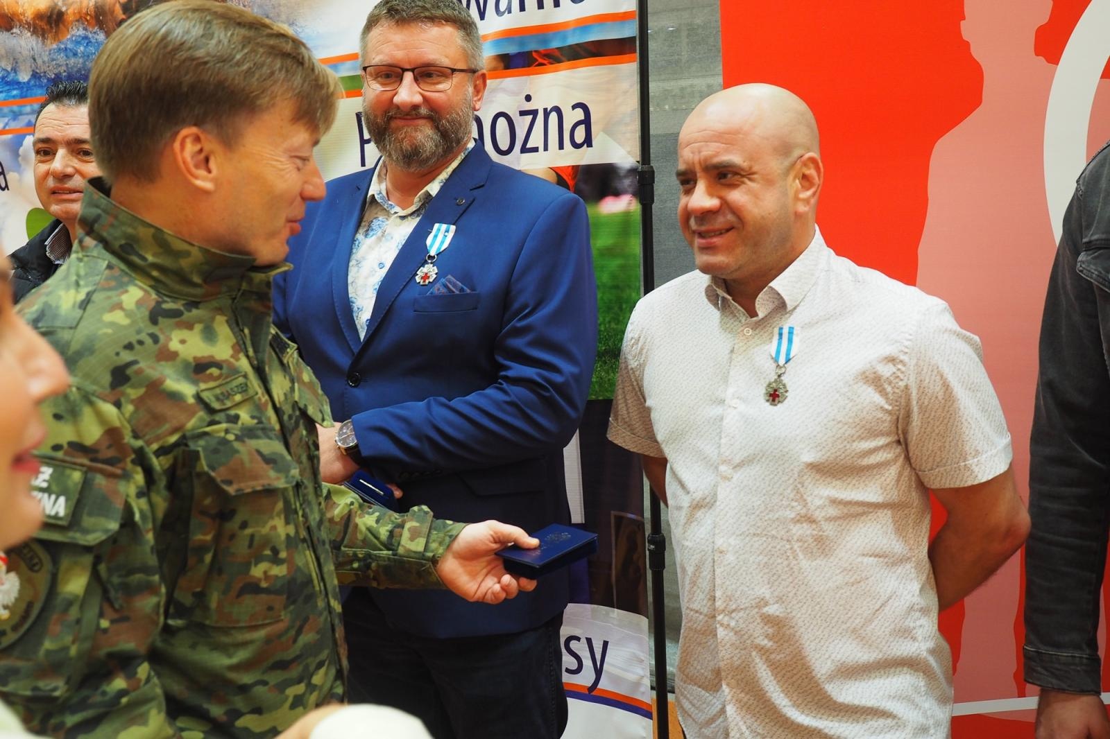 Zdjęcie w galerii na portalu naszraciborz.pl: W ZSOMS uhonorowano zasłużonych krwiodawców wiadomości z regionu