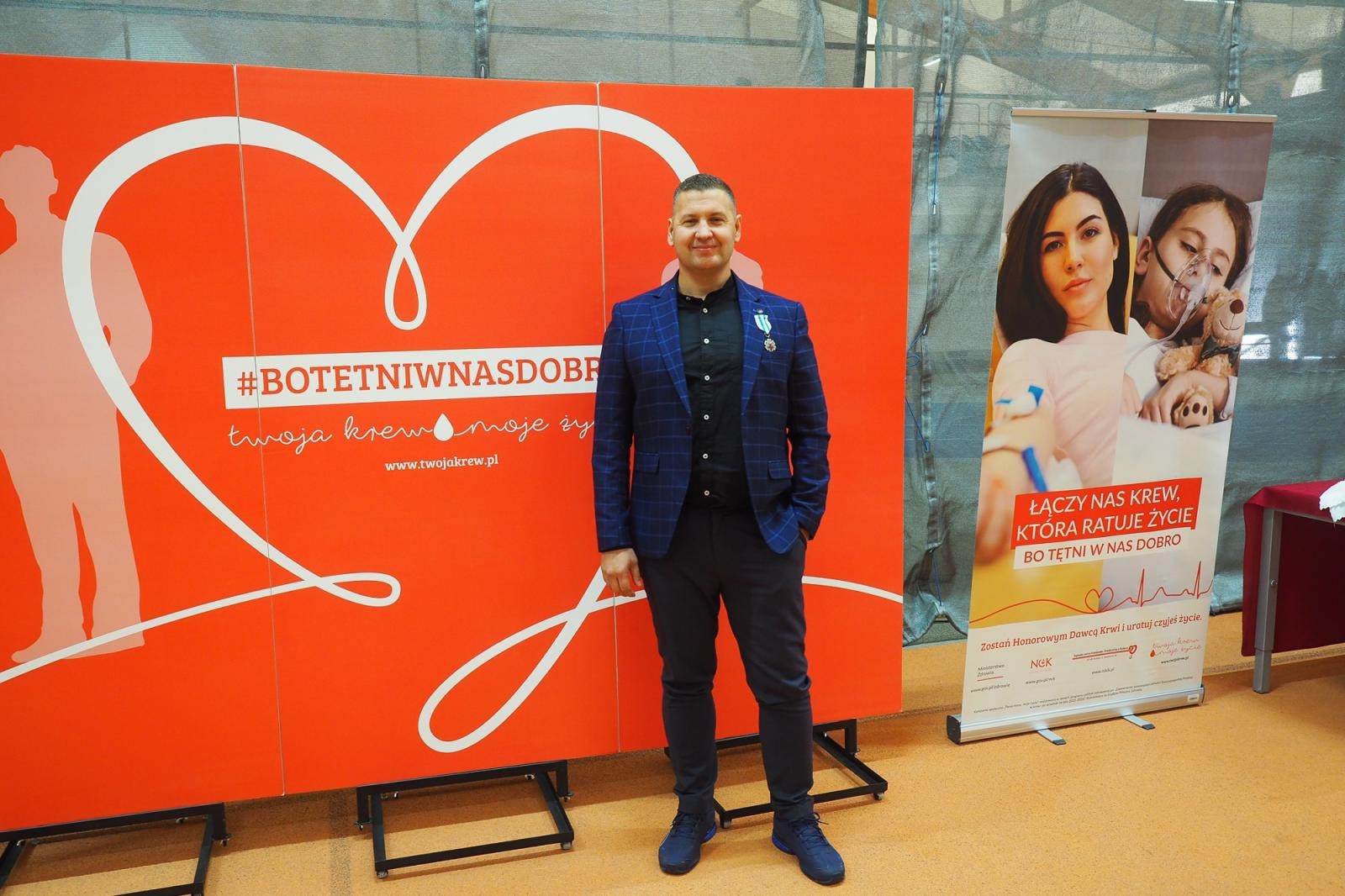 Zdjęcie w galerii na portalu naszraciborz.pl: W ZSOMS uhonorowano zasłużonych krwiodawców wiadomości z regionu