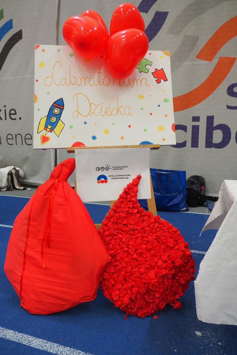 Zdjęcie w galerii na portalu naszraciborz.pl: W ZSOMS uhonorowano zasłużonych krwiodawców wiadomości z regionu