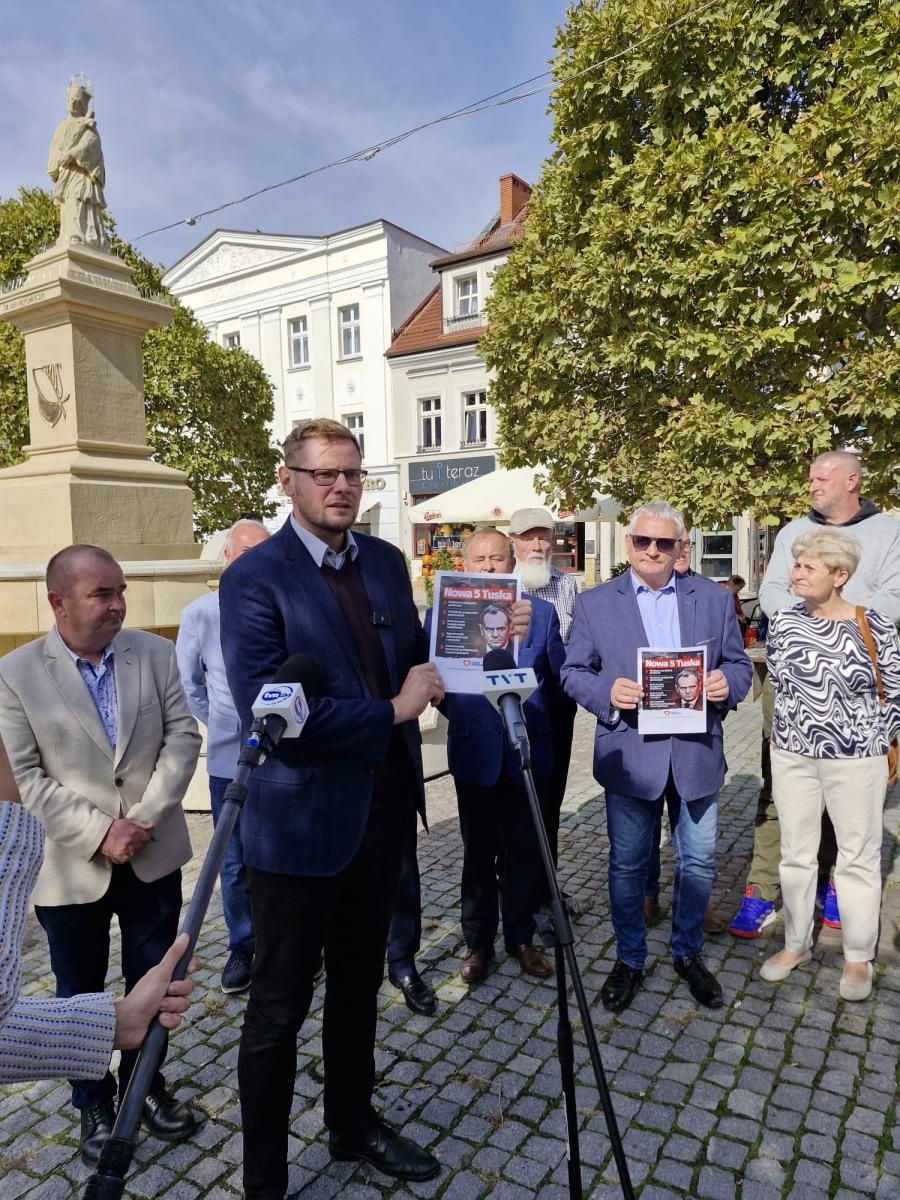 Zdjęcie w galerii na portalu naszraciborz.pl: PiS: Rząd Tuska zadłuża Polskę na potęgę. Jakie mogą być konsekwencje dla Raciborza? wiadomości z regionu