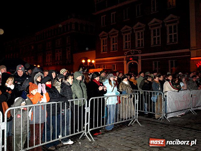 Zdjęcie w galerii na portalu naszraciborz.pl: Świetny koncert Ostrowskiej na Finale wiadomości z regionu