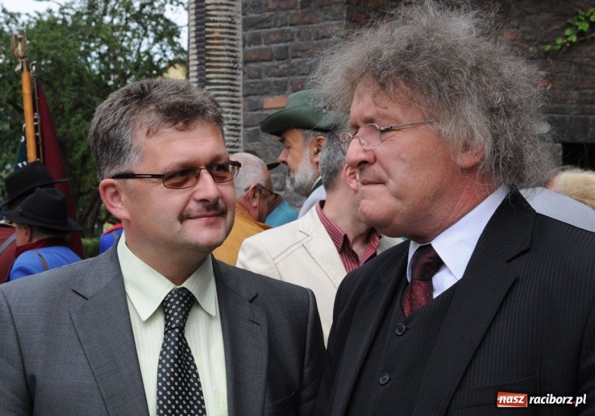 Zdjęcie w galerii na portalu naszraciborz.pl: Kowal na królewskim kurkowym tronie wiadomości z regionu