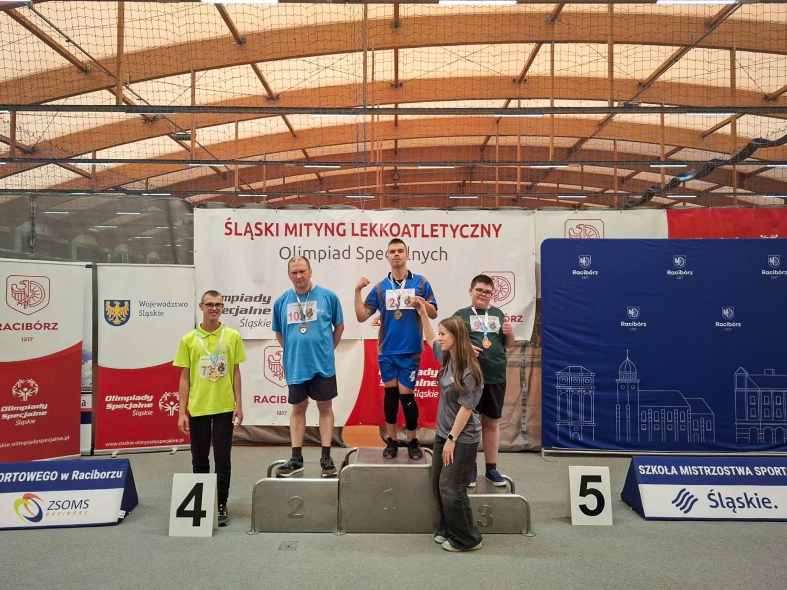 Zdjęcie w galerii na portalu naszraciborz.pl: Racibórz wspiera Olimpiady Specjalne. Sport, rywalizacja i integracja wiadomości z regionu