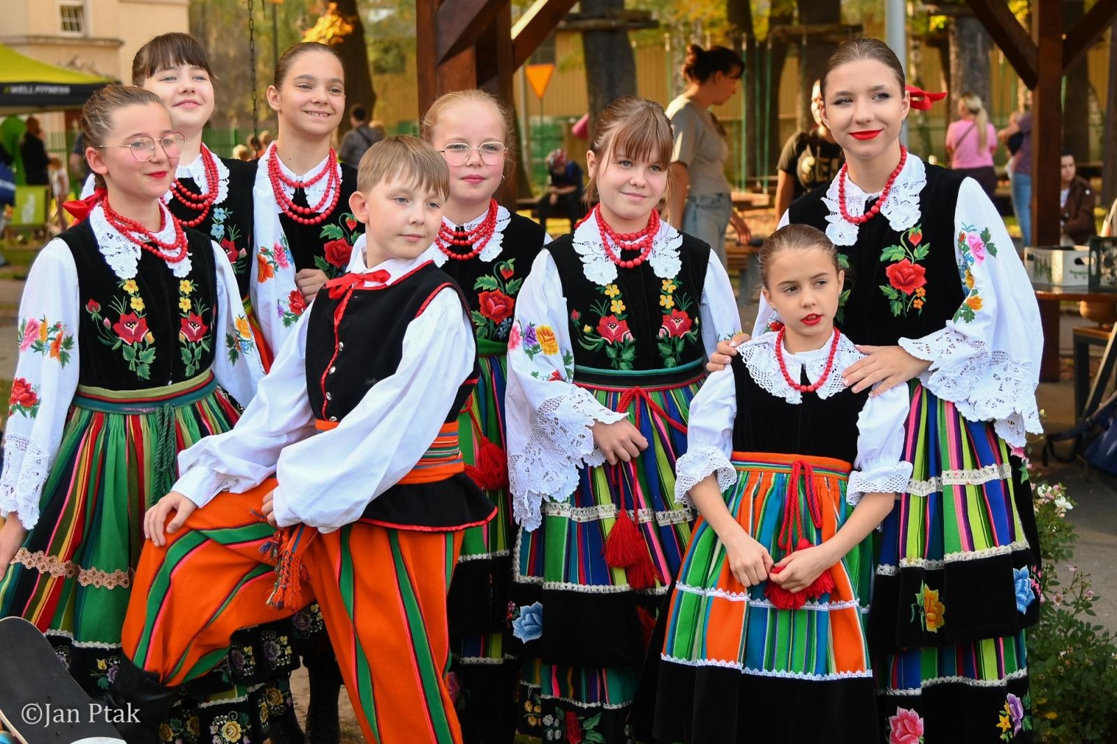 Zdjęcie w galerii na portalu naszraciborz.pl: Święto Dyni w Ogródku Jordanowskim. Jesienny dzień pełen atrakcji dla rodzin [FOTO i WIDEO] wiadomości z regionu