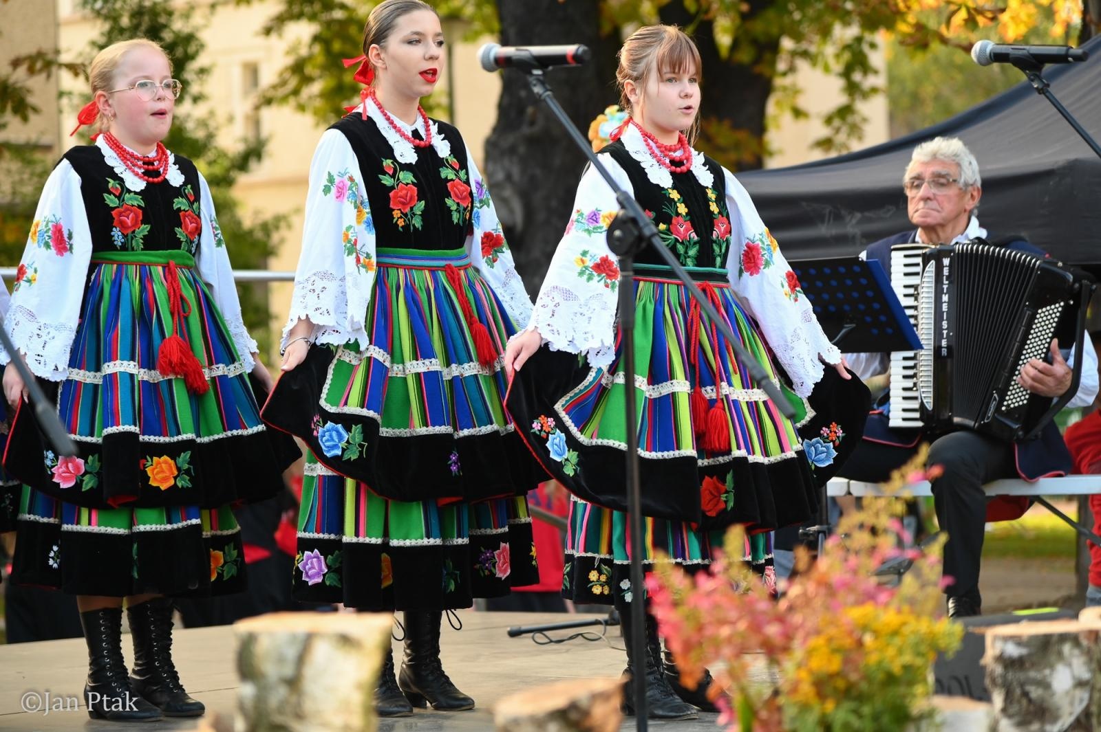 Zdjęcie w galerii na portalu naszraciborz.pl: Święto Dyni w Ogródku Jordanowskim. Jesienny dzień pełen atrakcji dla rodzin [FOTO i WIDEO] wiadomości z regionu