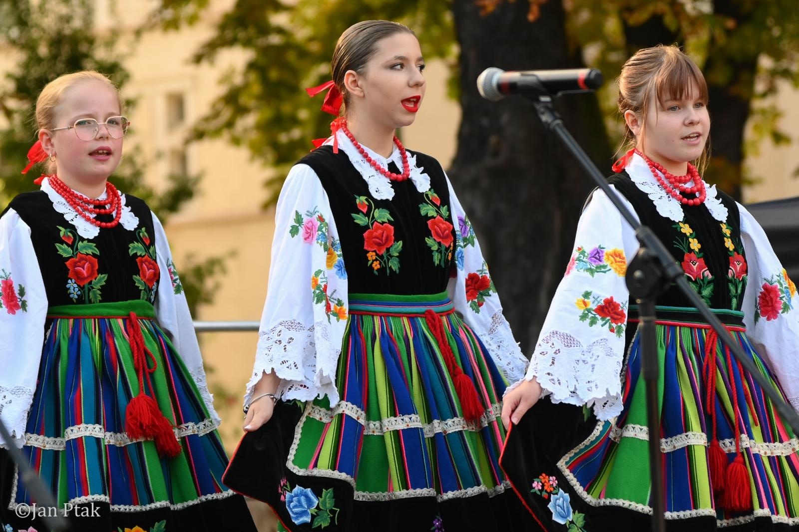 Zdjęcie w galerii na portalu naszraciborz.pl: Święto Dyni w Ogródku Jordanowskim. Jesienny dzień pełen atrakcji dla rodzin [FOTO i WIDEO] wiadomości z regionu