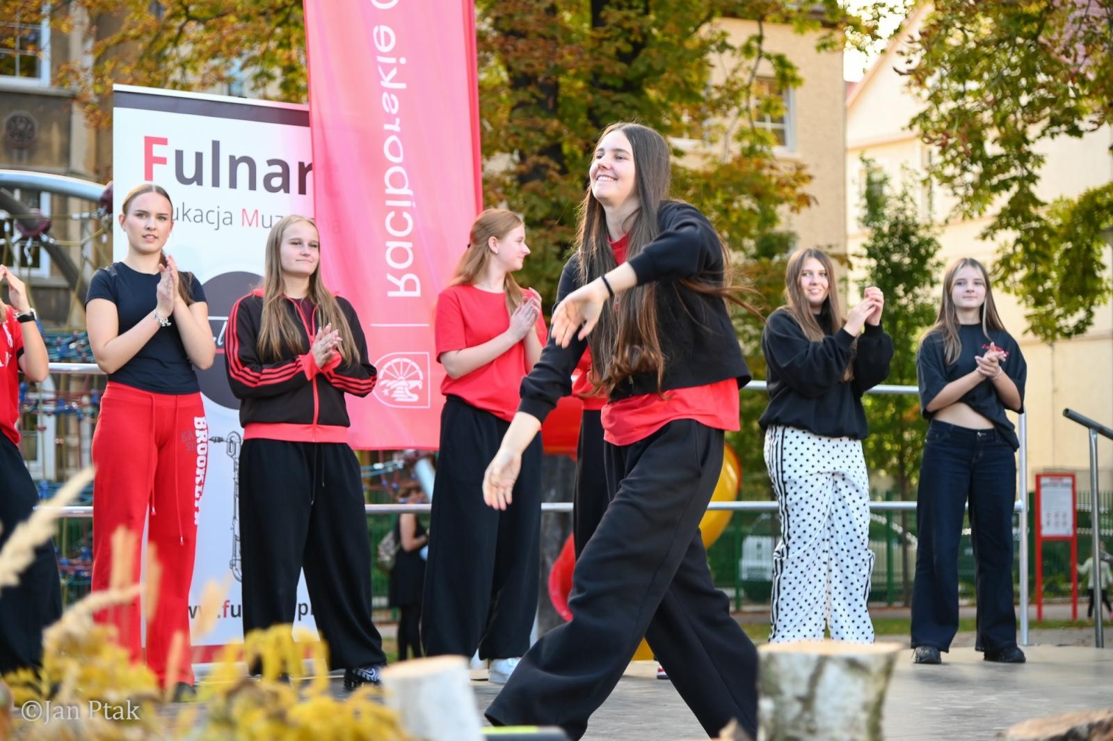 Zdjęcie w galerii na portalu naszraciborz.pl: Święto Dyni w Ogródku Jordanowskim. Jesienny dzień pełen atrakcji dla rodzin [FOTO i WIDEO] wiadomości z regionu