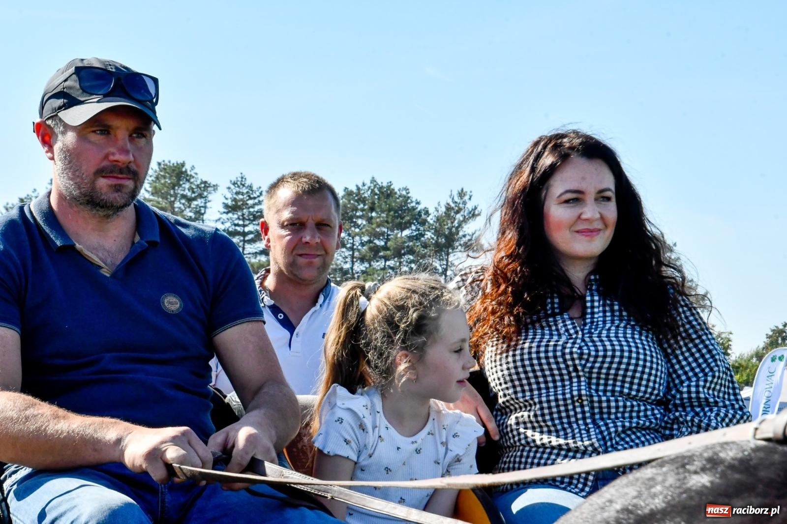 Zdjęcie w galerii na portalu naszraciborz.pl: Piknik Św. Huberta w Łańcach. Piękna pogoda na jubileuszową edycję [FOTO wiadomości z regionu