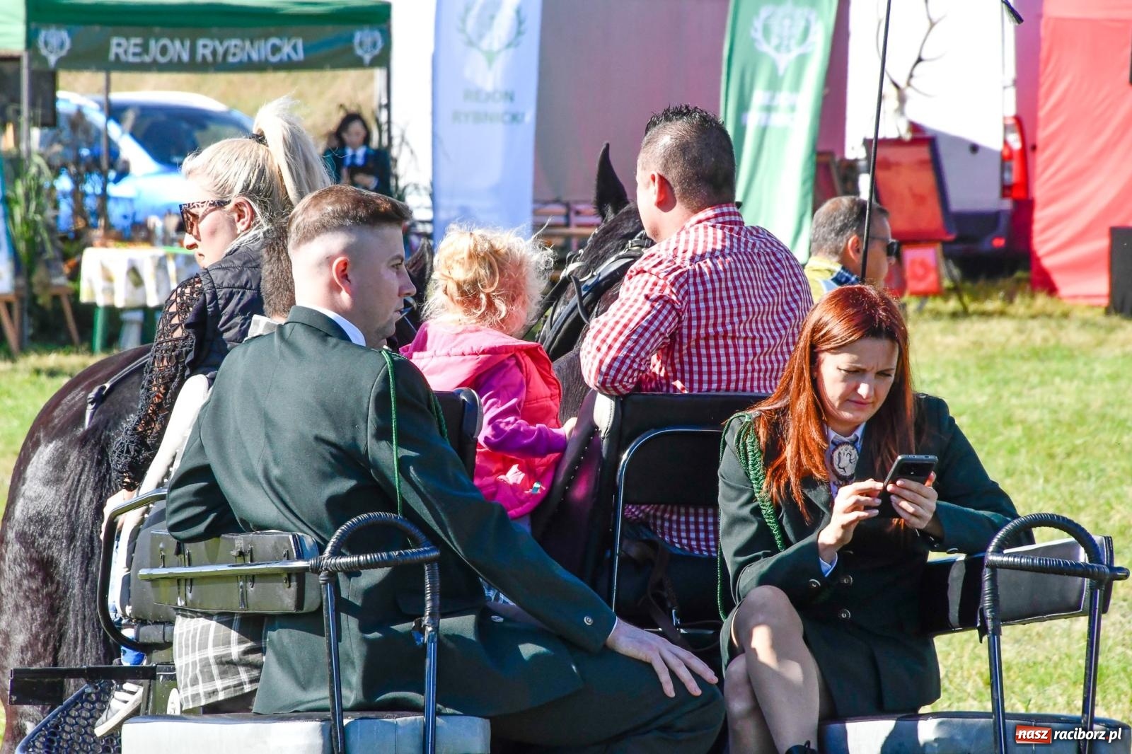 Zdjęcie w galerii na portalu naszraciborz.pl: Piknik Św. Huberta w Łańcach. Piękna pogoda na jubileuszową edycję [FOTO wiadomości z regionu