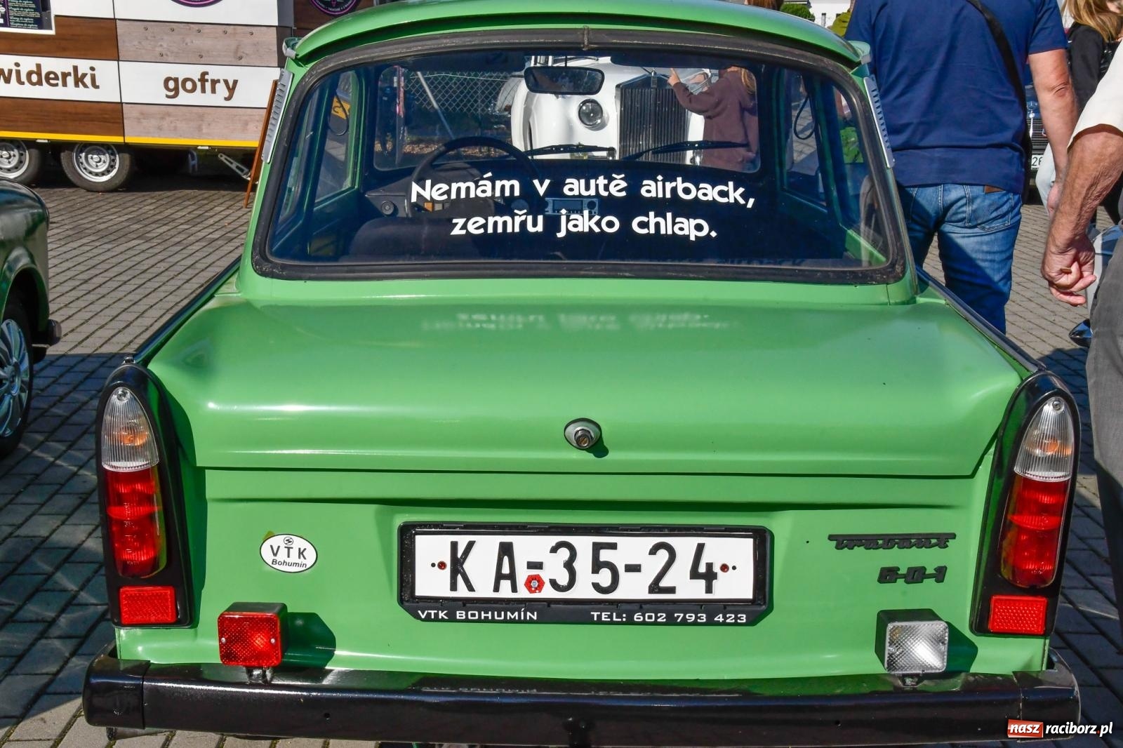 Zdjęcie w galerii na portalu naszraciborz.pl: Rekordowe zakończenie sezonu motoryzacyjnego w Zabełkowie [FOTO i WIDEO] wiadomości z regionu