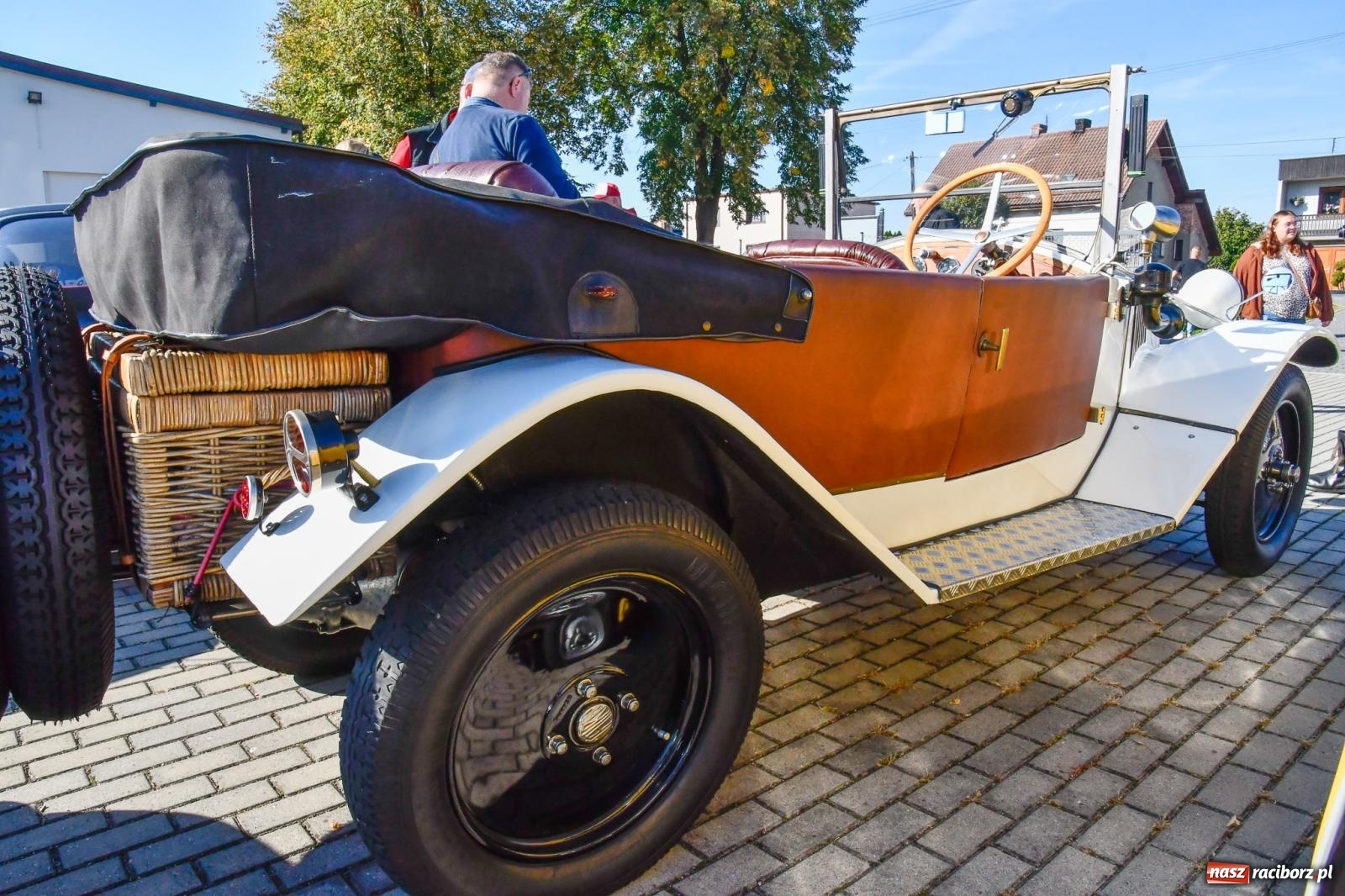 Zdjęcie w galerii na portalu naszraciborz.pl: Rekordowe zakończenie sezonu motoryzacyjnego w Zabełkowie [FOTO i WIDEO] wiadomości z regionu