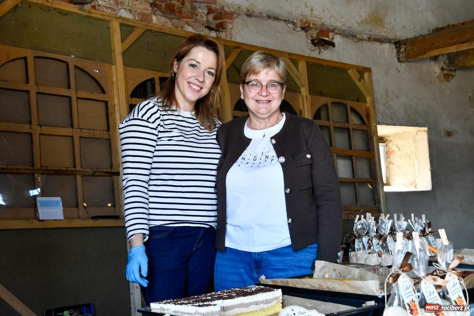 Zdjęcie w galerii na portalu naszraciborz.pl: Jarmark Rozmaitości w Sławikowie! Piękna pogoda, wyjątkowa lokalizacja i mnóstwo atrakcji [FOTO] wiadomości z regionu