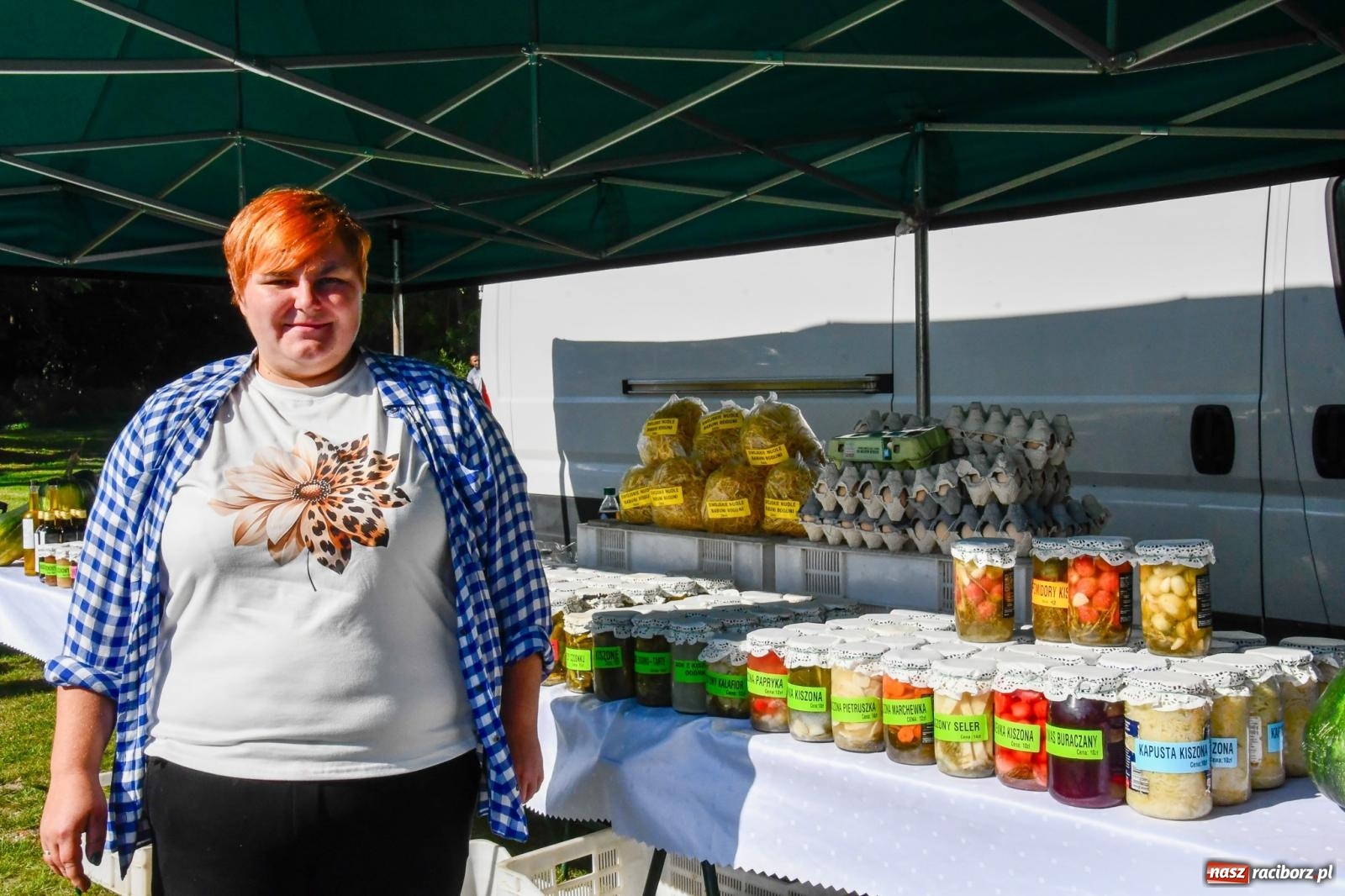 Zdjęcie w galerii na portalu naszraciborz.pl: Jarmark Rozmaitości w Sławikowie! Piękna pogoda, wyjątkowa lokalizacja i mnóstwo atrakcji [FOTO] wiadomości z regionu